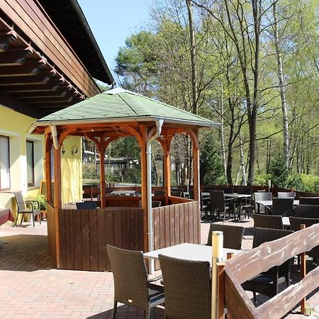 Hotel Und Restaurant Karpfenschaenke Schenkendobern Kültér fotó